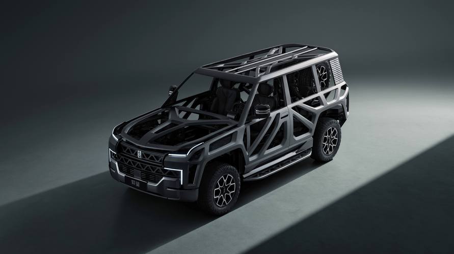 深圳172仰望U8硬派越野的科技魅力，国能汽车对传统燃油车市场的冲击